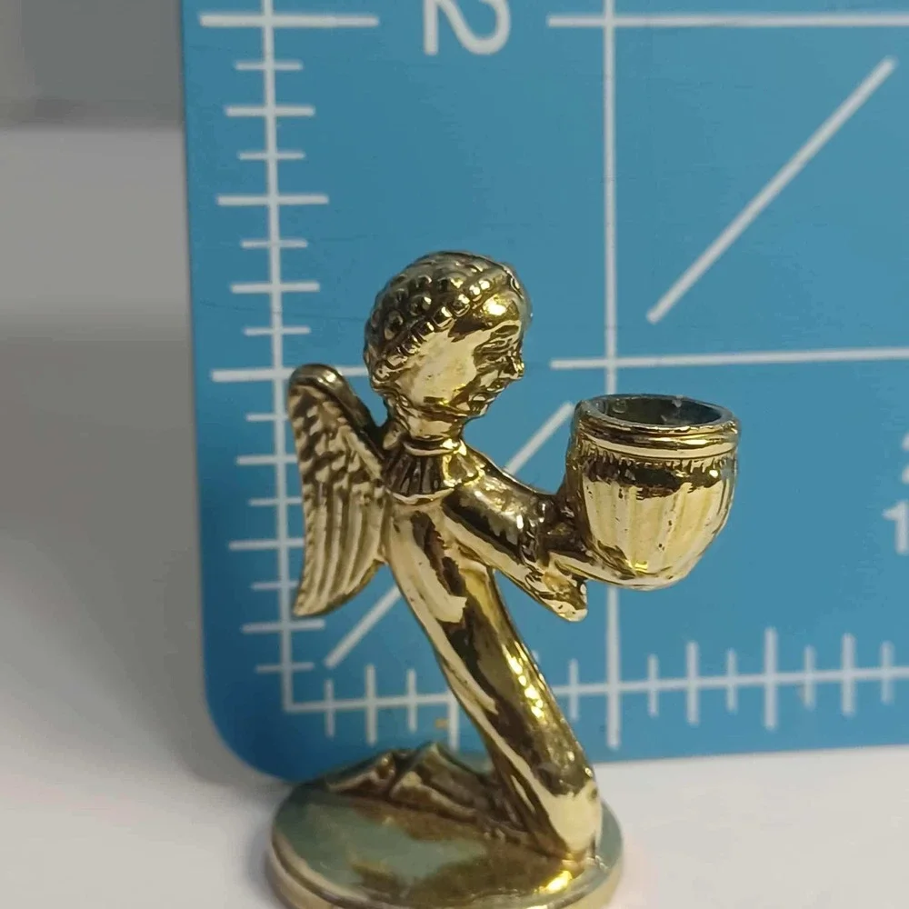 N/A charming gold